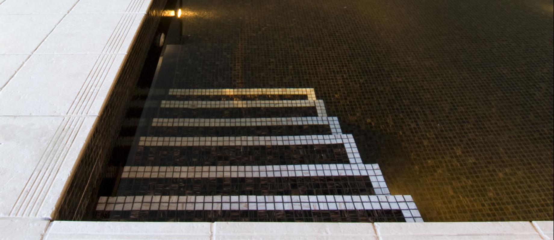 Private swimming pool